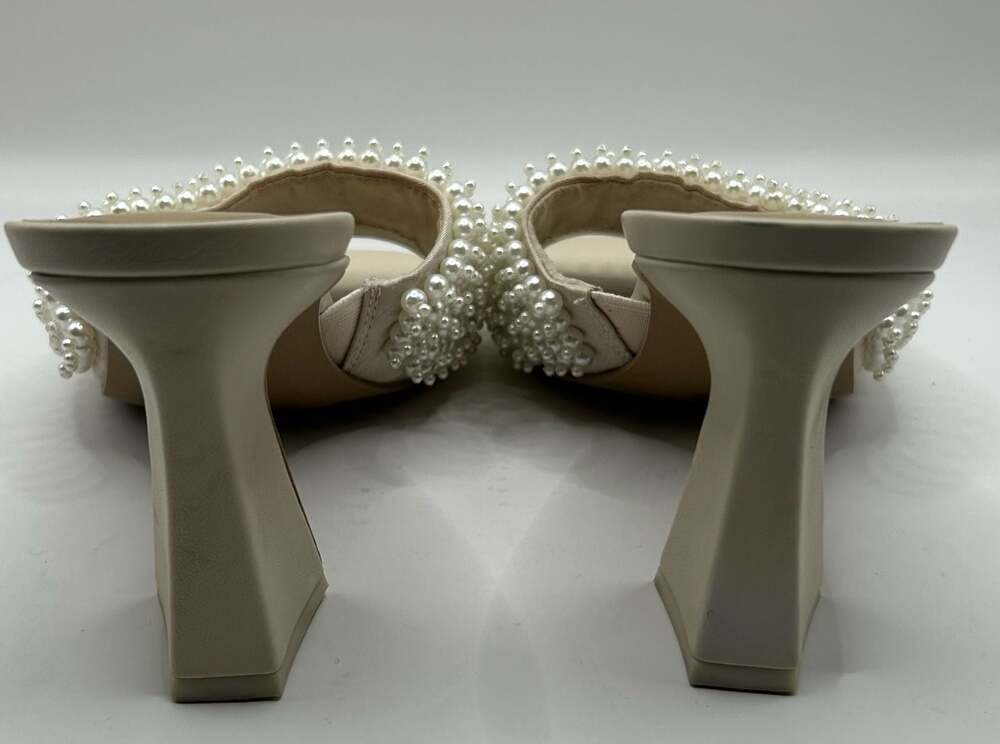 Dolce Vita Pearl Embellished Mule Heels Cream Square Sandals Size 7.5 - Picture 3 of 8